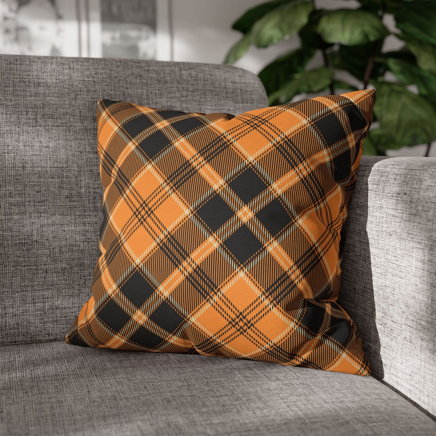 Halloween Plaid Pillow Cover (no insert) - Multiple Sizes (14"x14", 16"x16", 18"x18", 20"x20") Autumn Fall Plaid Pillowcase, Halloween Home Decor, Seasonal Cushion Cover, Perfect for Thanksgiving and Fall Decor, Home Gift for Halloween