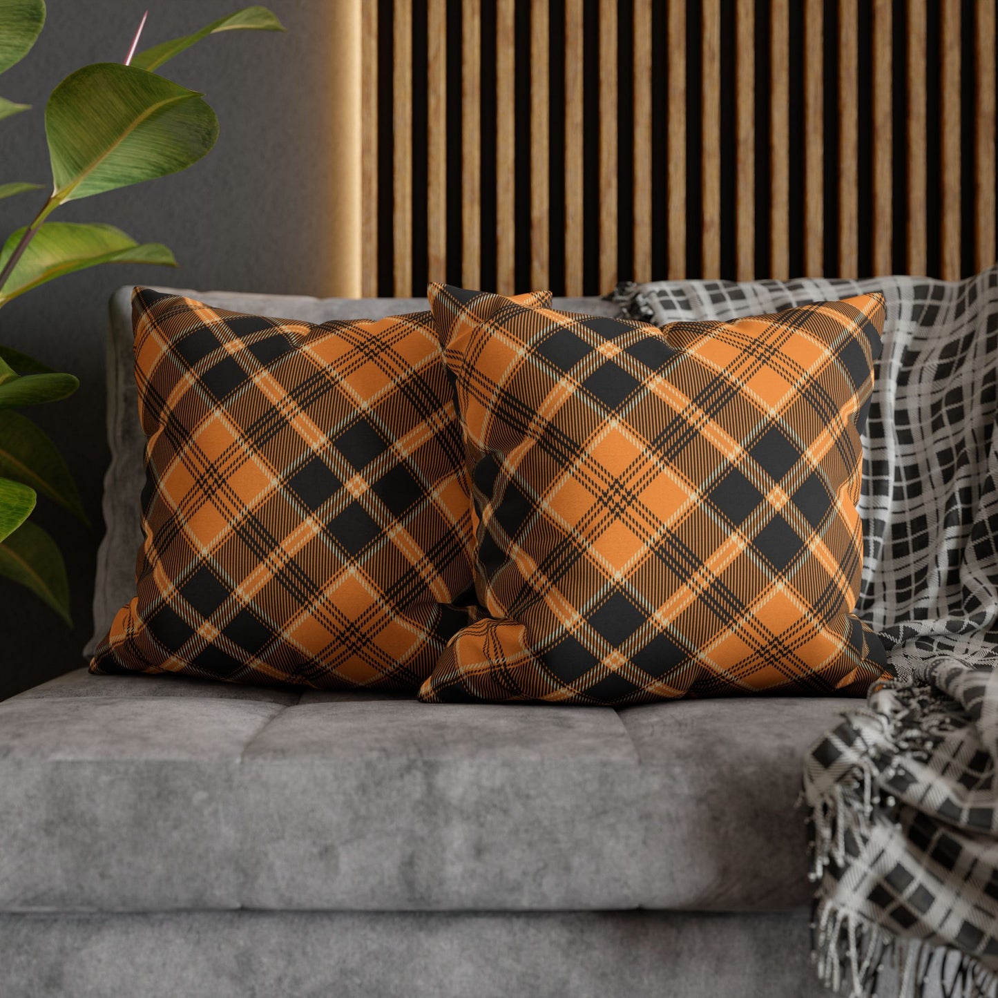 Halloween Plaid Pillow Cover (no insert) - Multiple Sizes (14"x14", 16"x16", 18"x18", 20"x20") Autumn Fall Plaid Pillowcase, Halloween Home Decor, Seasonal Cushion Cover, Perfect for Thanksgiving and Fall Decor, Home Gift for Halloween