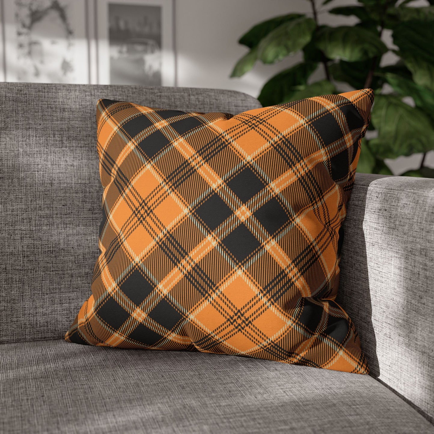 Halloween Plaid Pillow Cover (no insert) - Multiple Sizes (14"x14", 16"x16", 18"x18", 20"x20") Autumn Fall Plaid Pillowcase, Halloween Home Decor, Seasonal Cushion Cover, Perfect for Thanksgiving and Fall Decor, Home Gift for Halloween