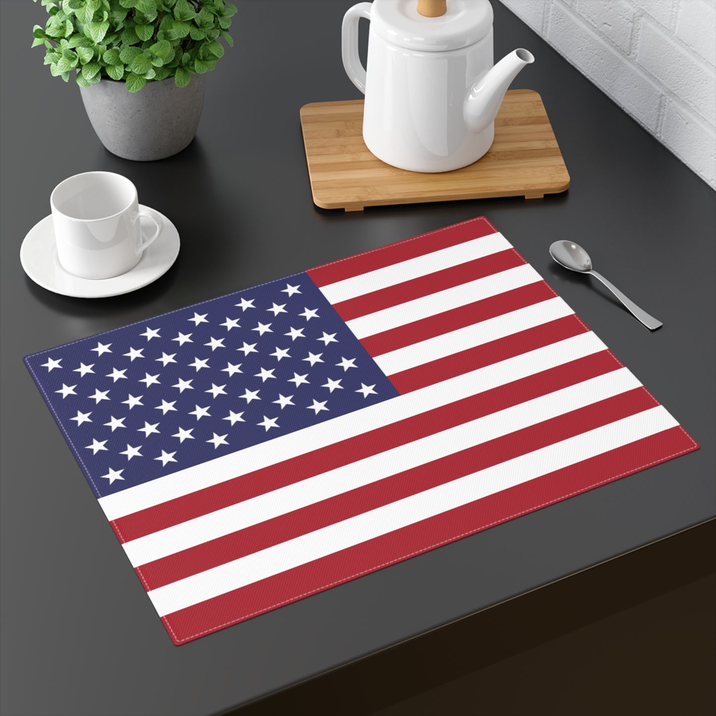 American Flag Placemat, 18" × 14" Cotton Twill - 1 count, Patriotic USA Flag Table Decor for Memorial Day, 4th of July Independence Day, BBQs, American Home Decor, Kitchen Table Setting - Price for 1 placemat