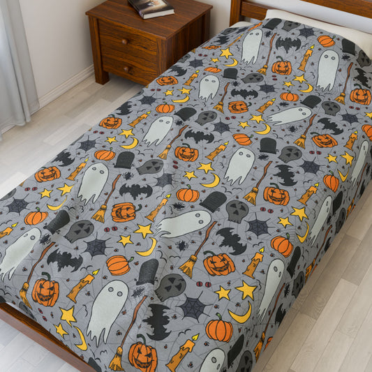 Halloween Fun Blanket - Multiple Sizes (30"x40", 50"x60", 60"x80") Spooky Ghosts Plush Blanket - Halloween Cozy Throw, Fall Decor, Kids Halloween Gift, Soft Blanket for Movie Nights, Cute Ghost Blanket