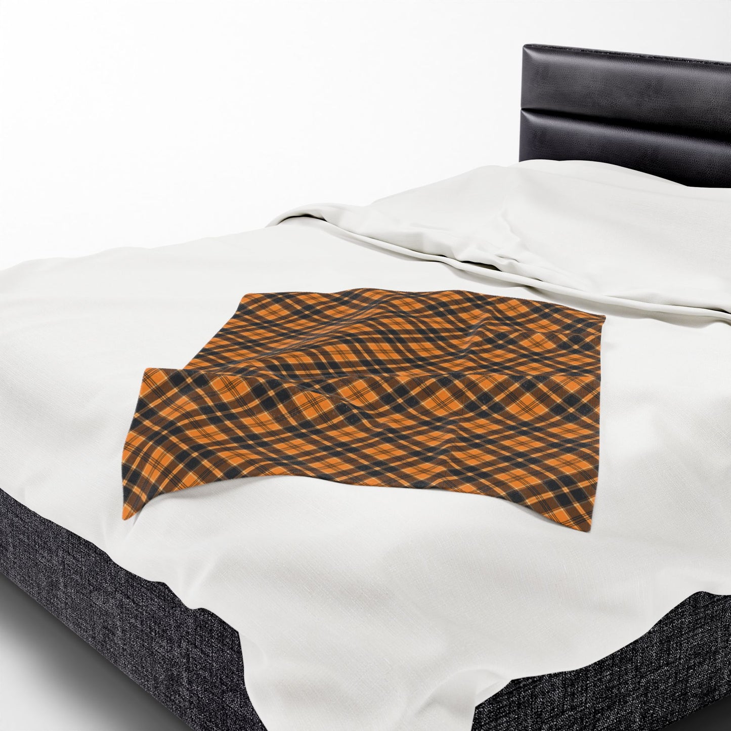 Halloween Plaid Velveteen Plush Blanket - Multiple Sizes (30"x40", 50"x60", 60"x80") Warm Throw for Fall Decor, Perfect Gift for Home, Halloween & Thanksgiving Throw Blanket